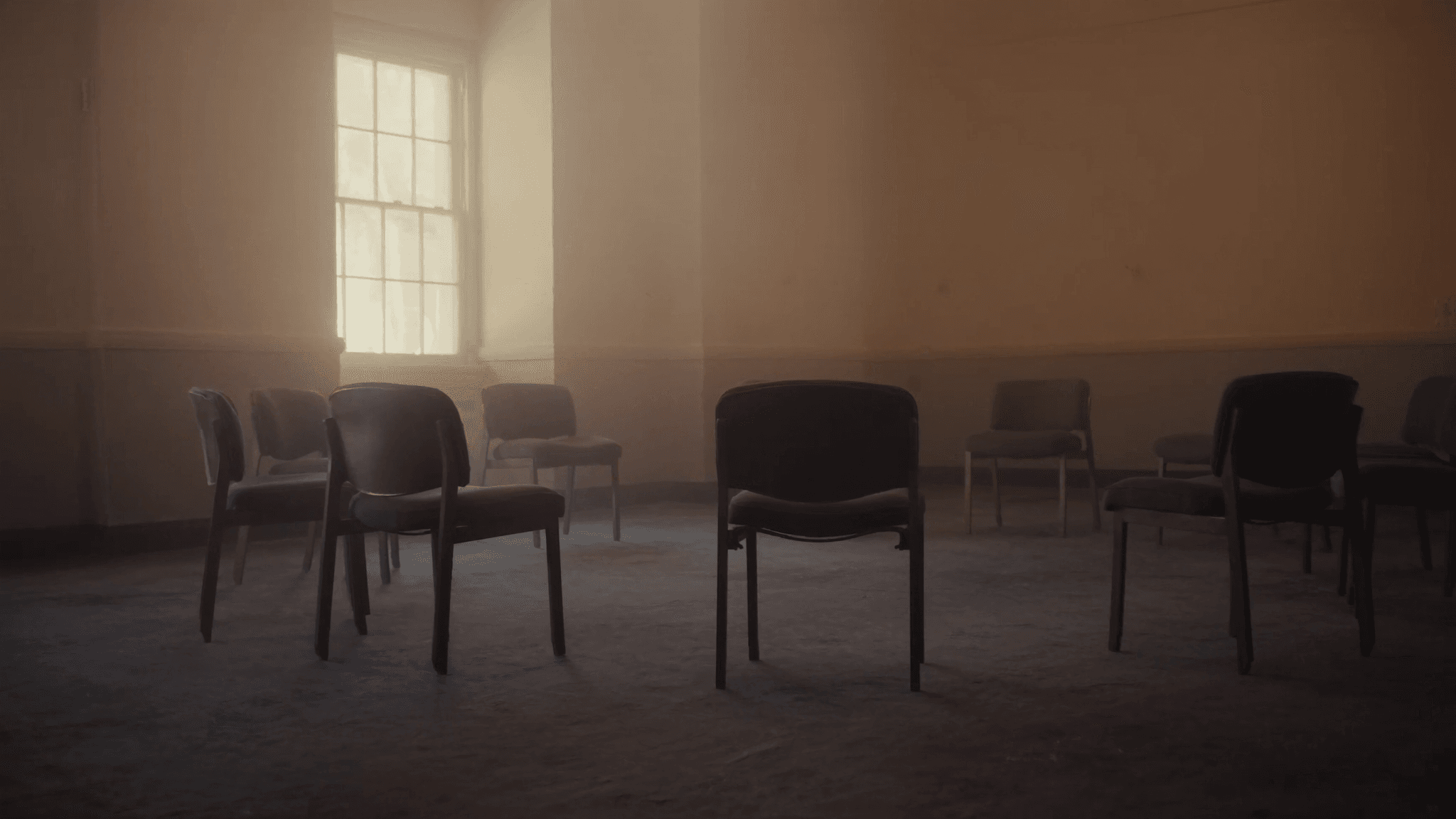 Jak wygląda profesjonalne leczenie uzależnień w ośrodku